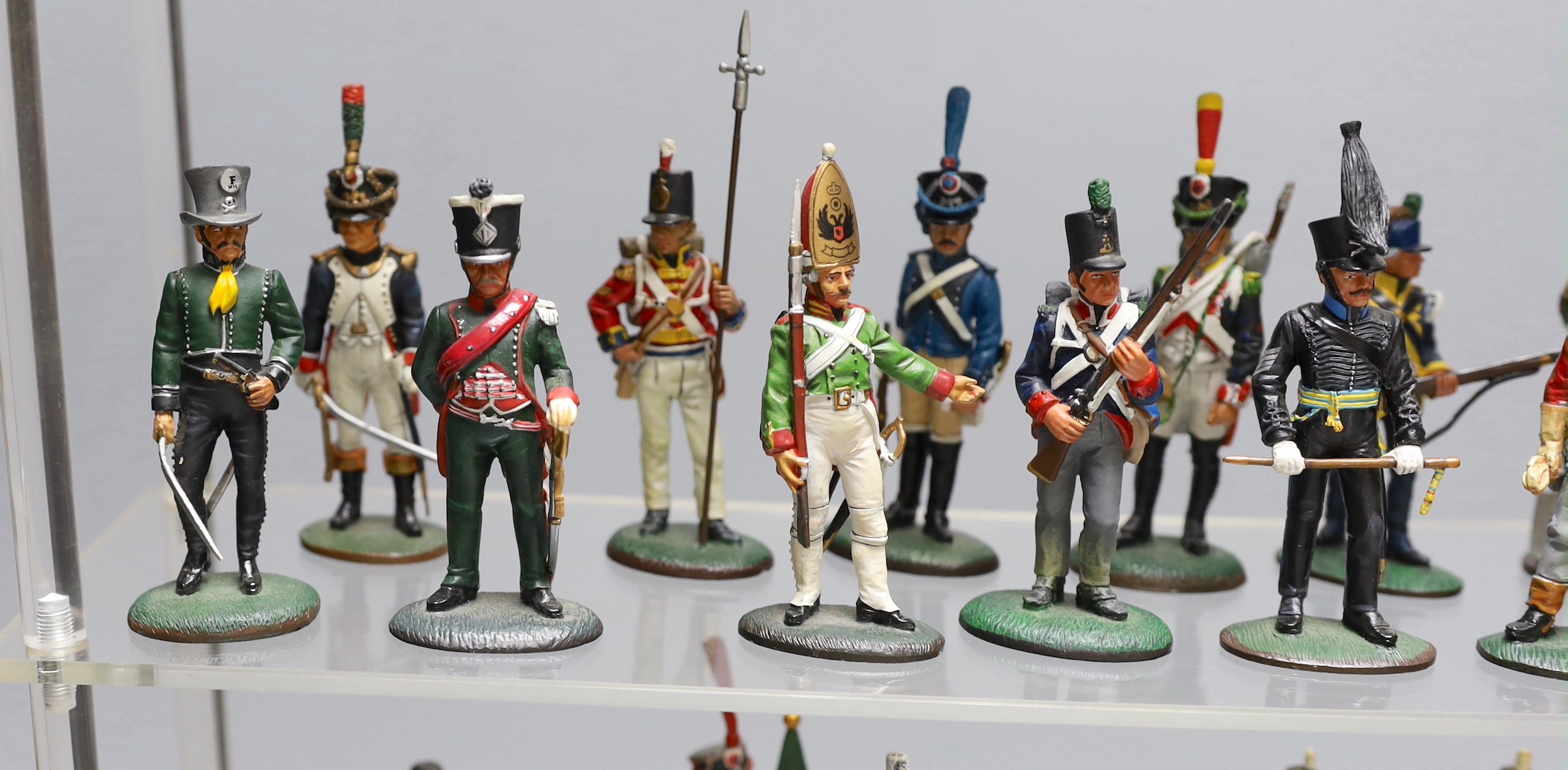 Duke of Wellington and Napoleonic war interest – A group of painted lead figures of soldiers by Delprado, Oryon, etc. composition models